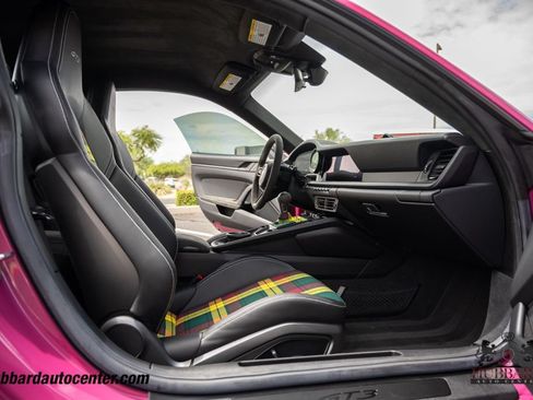 Used 2024 Porsche 911 GT3 RWD image 27