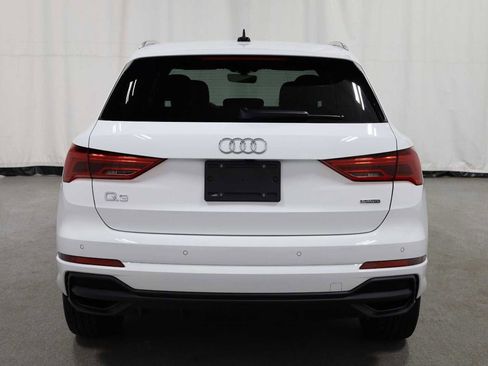 Certified 2025 Audi Q3 2.0T Premium w/ Convenience Package image 7
