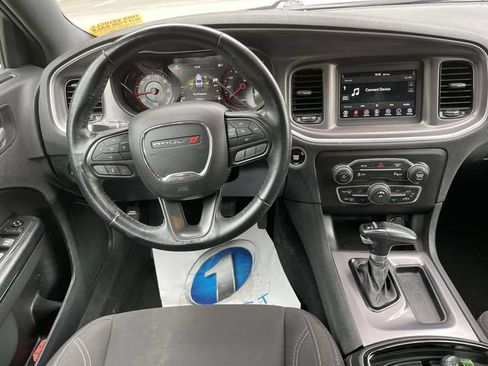 Used 2021 Dodge Charger SXT w/ Blacktop Package RWD image 12