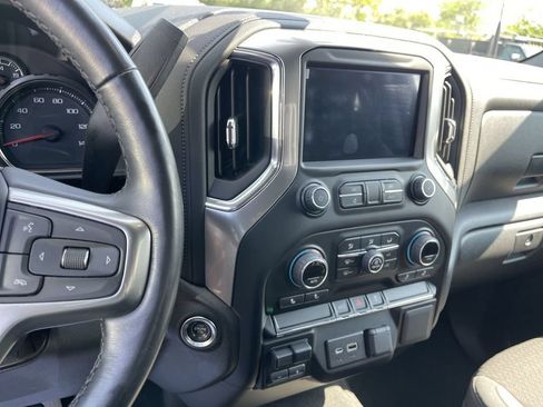 Used 2022 Chevrolet Silverado 2500 LT w/ Convenience Package AWD/4WD image 7