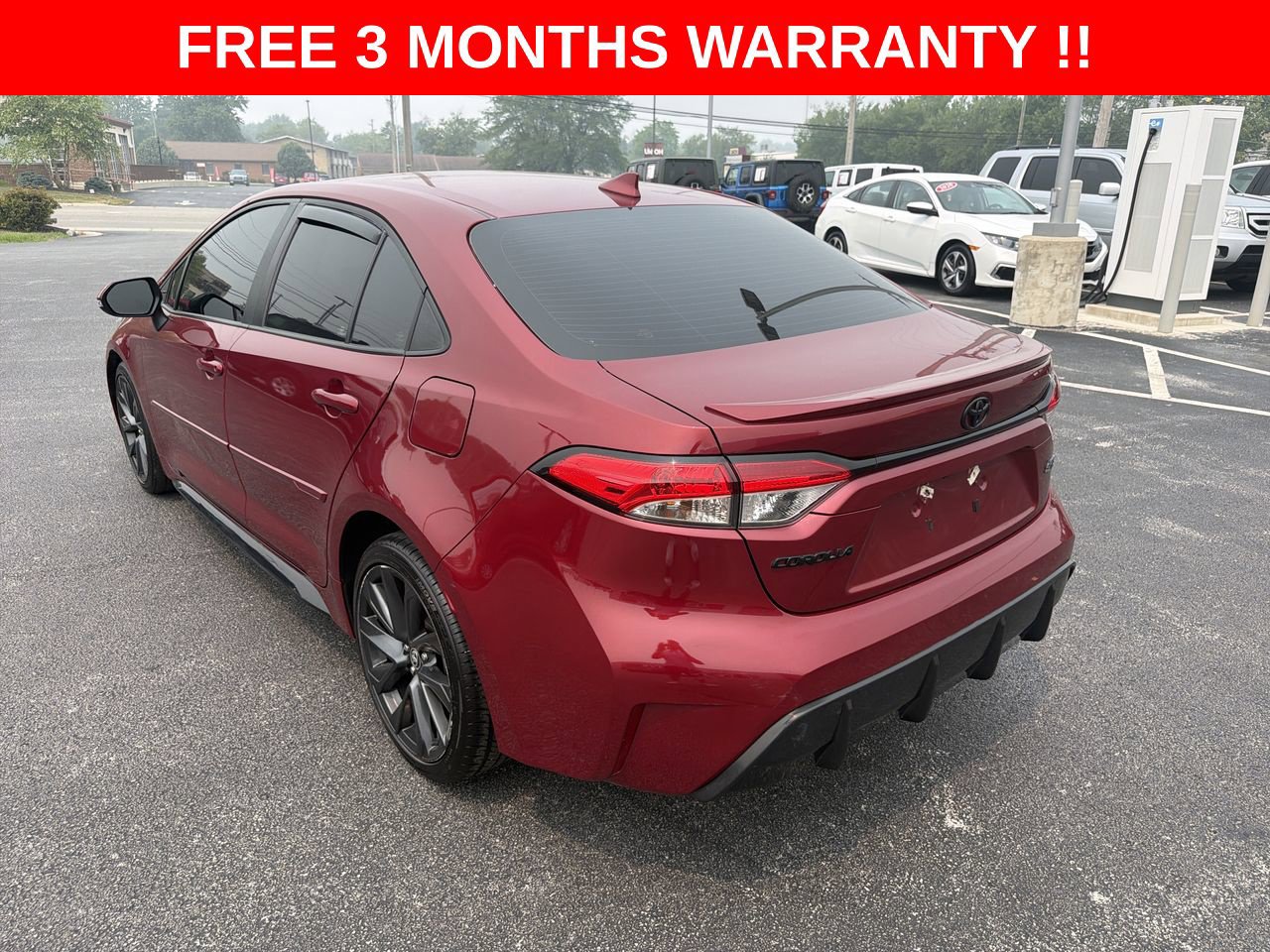 Used 2023 Toyota Corolla SE w/ Carpet Mat Package (TMS) FWD image 27