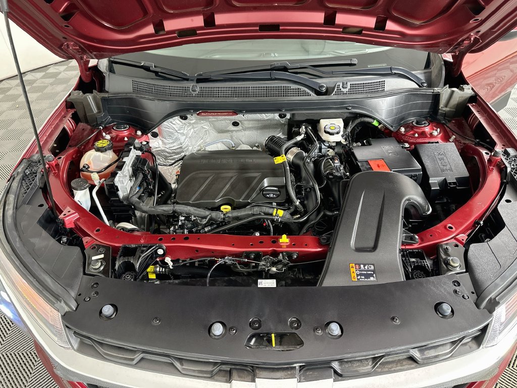 Used 2024 Chevrolet Trax LS w/ LS Convenience Package FWD image 28