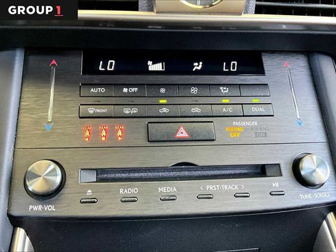 Used 2020 Lexus IS 350 F Sport w/ F Sport Package RWD image 34
