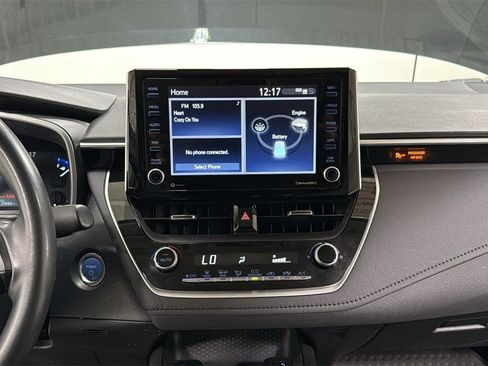 Used 2022 Toyota Corolla LE image 10