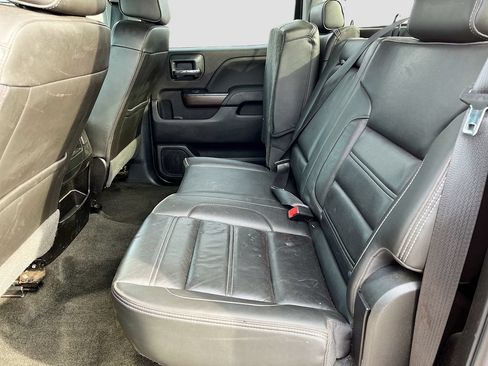Used 2018 GMC Sierra 2500 Denali w/ Duramax Plus Package AWD/4WD image 25
