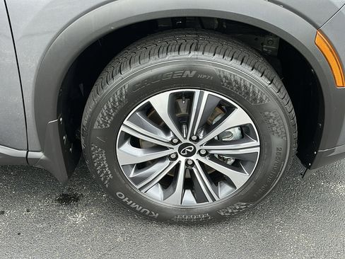 Certified 2024 INFINITI QX60 Pure image 8