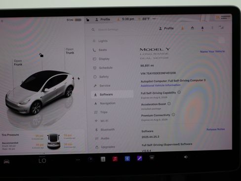 Used 2022 Tesla Model Y Long Range AWD/4WD image 21