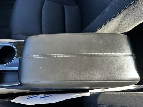 Used 2024 Nissan Altima 2.5 SV image 29