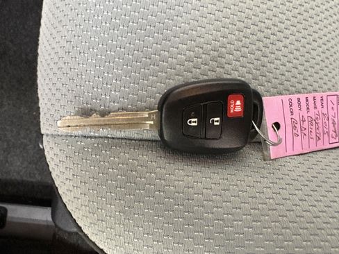 Used 2015 Toyota Prius C One FWD image 21