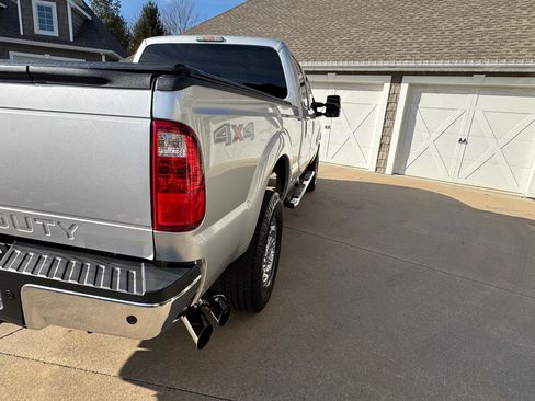 Used 2015 Ford F350 XLT w/ XLT Premium Package image 40