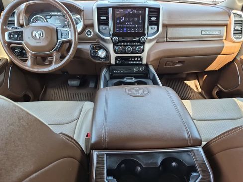 Used 2019 RAM 1500 Laramie AWD/4WD image 13