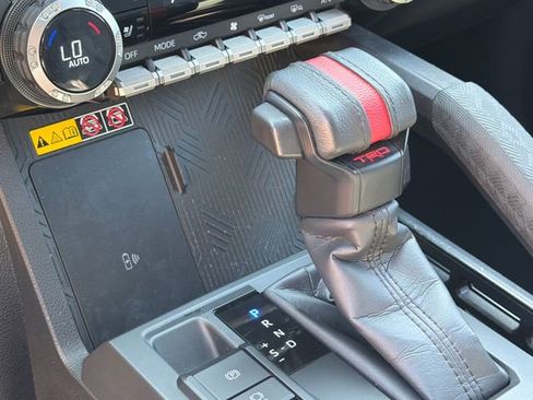 Used 2024 Toyota Tacoma TRD Pro AWD/4WD image 30
