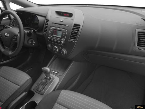 Used 2016 Kia Forte LX image 5