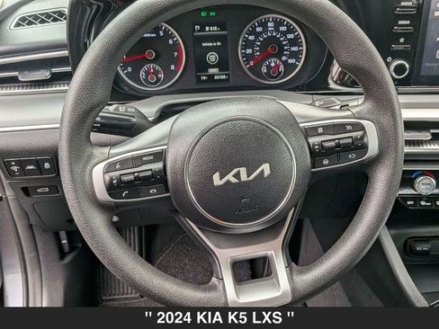 Used 2024 Kia K5 LXS image 18