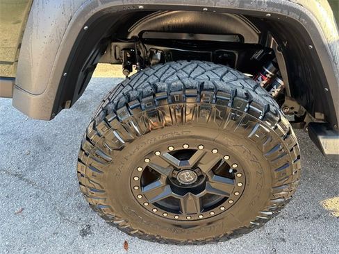 Used 2021 Jeep Gladiator Mojave w/ LED Lighting Group image 17