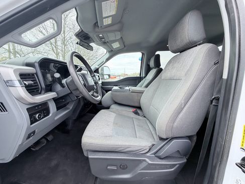 Used 2024 Ford F250 XLT w/ FX4 Off-Road Package image 21