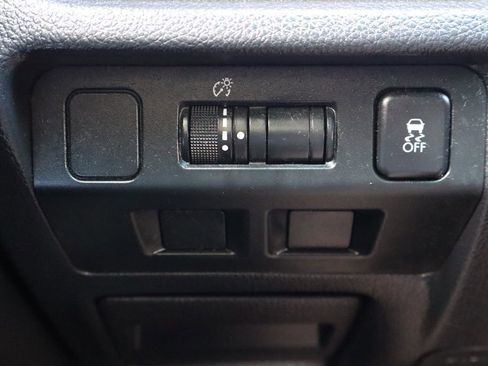 Used 2016 Subaru Impreza 2.0i AWD/4WD image 28