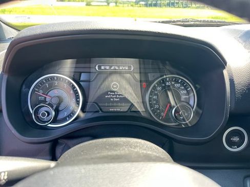 Used 2019 RAM 1500 Big Horn AWD/4WD image 21