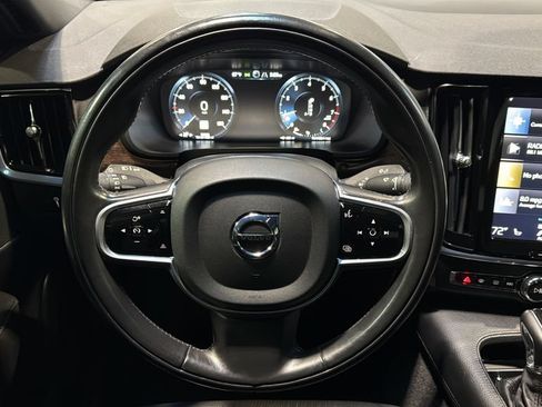 Used 2018 Volvo S90 T5 Momentum w/ Convenience Package AWD/4WD image 22