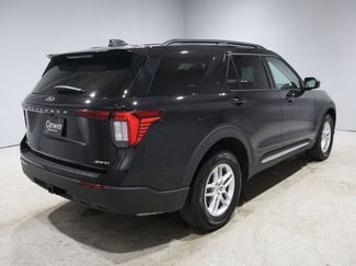 Used 2025 Ford Explorer Active video 2