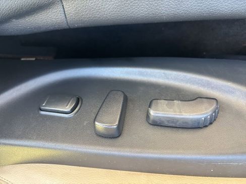 Used 2019 Nissan Maxima 3.5 SL w/ Floor Mat Group FWD image 22