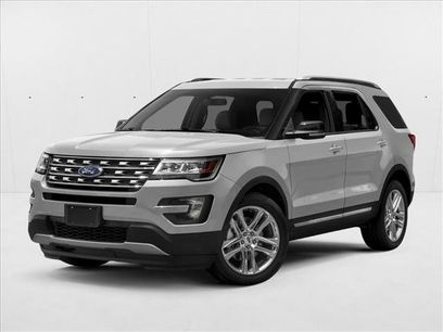 Used 2016 Ford Explorer XLT w/ Equipment Group 202A