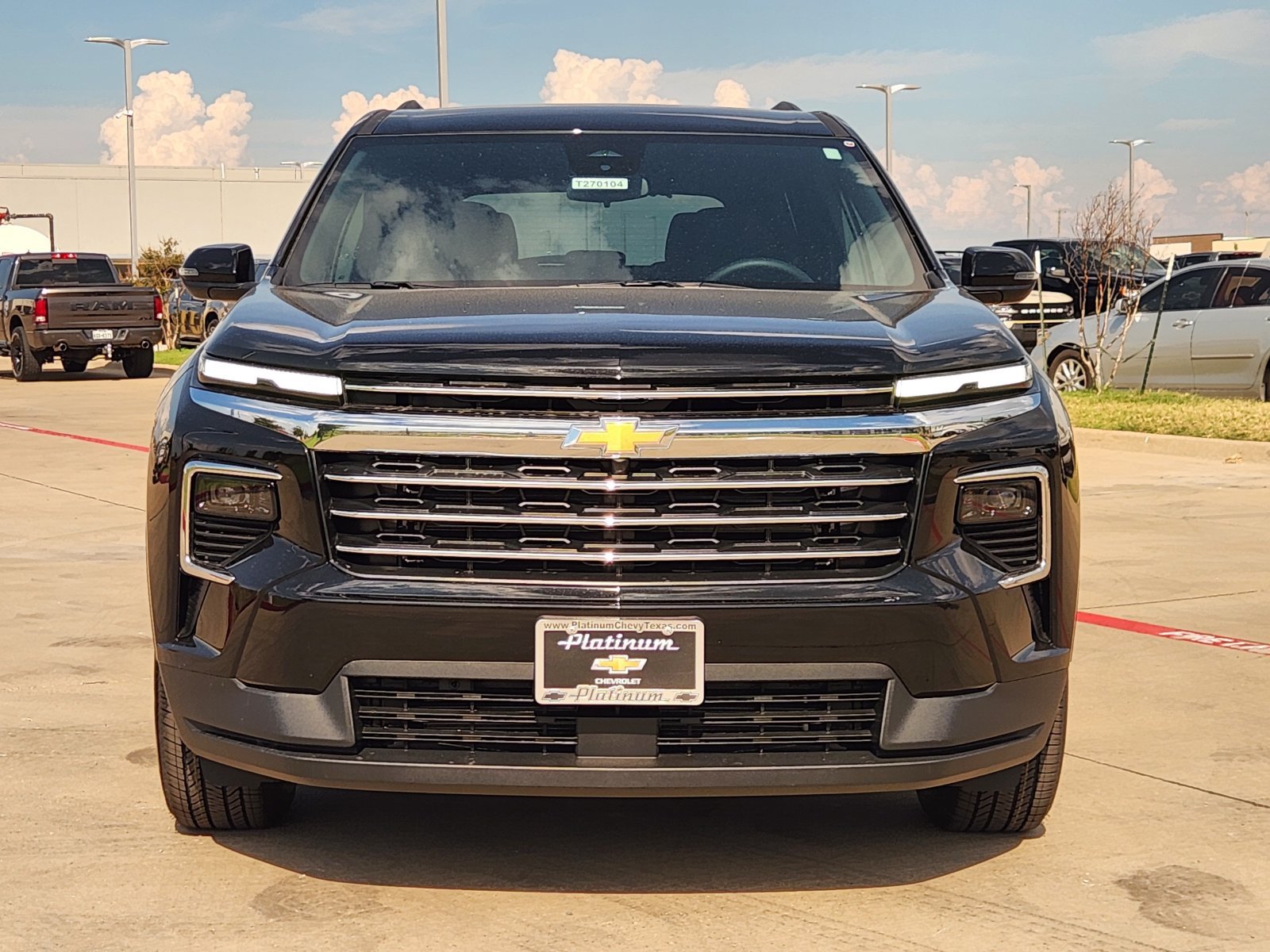 New 2027 Chevrolet Traverse LT FWD image 6