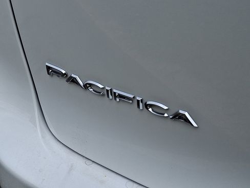 New 2026 Chrysler Pacifica Pinnacle w/ Trailer Tow Group image 6