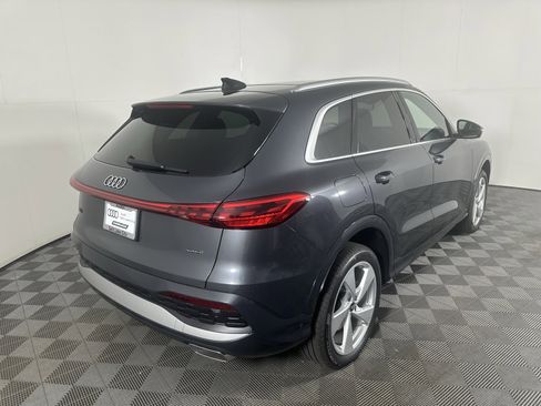 Used 2025 Audi Q5 Premium Plus w/ Premium Plus image 7