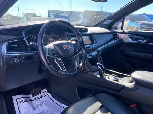 Used 2020 Cadillac XT5 Premium Luxury image 9