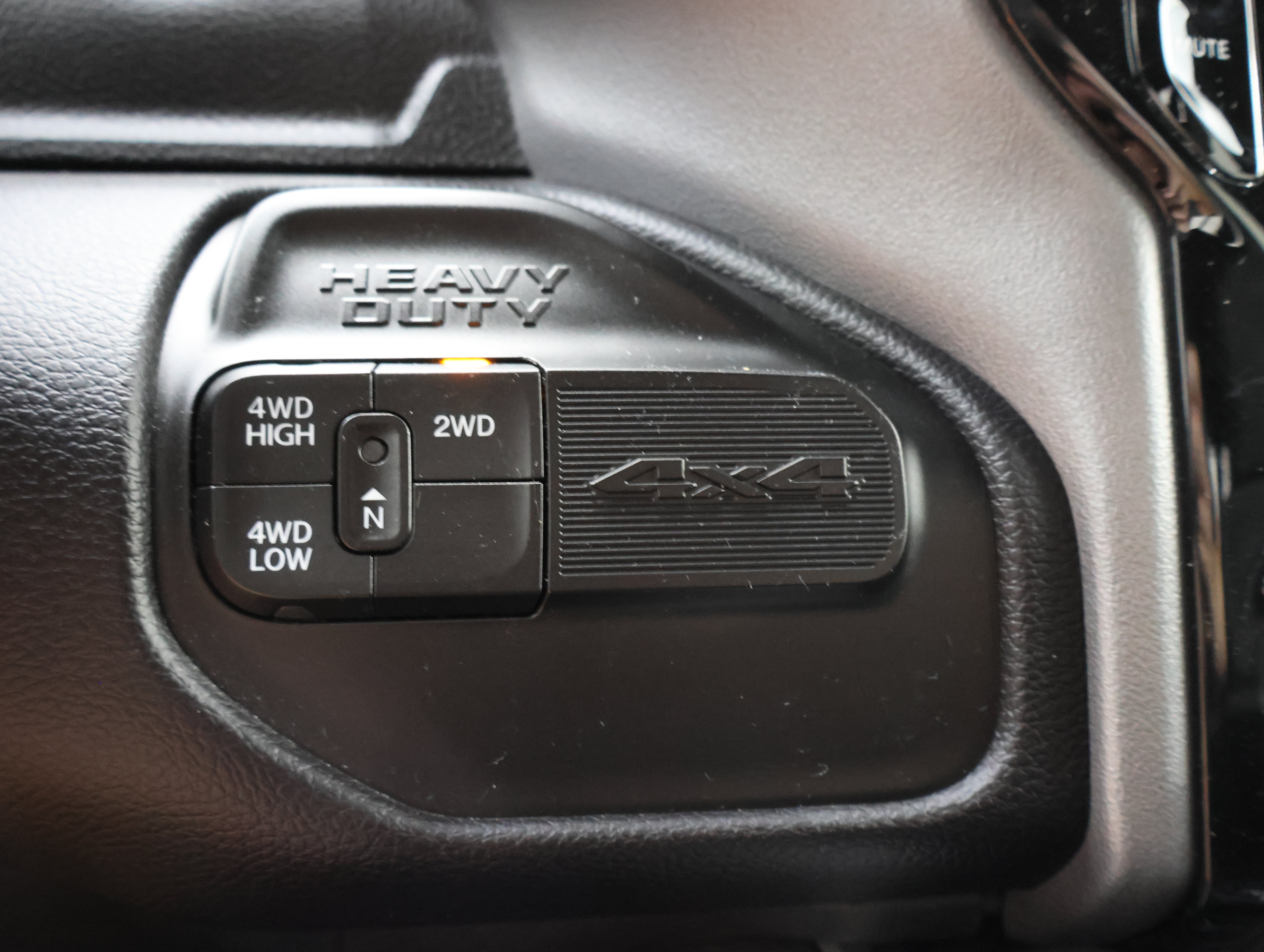 Used 2024 RAM 3500 Big Horn w/ Night Edition AWD/4WD image 43