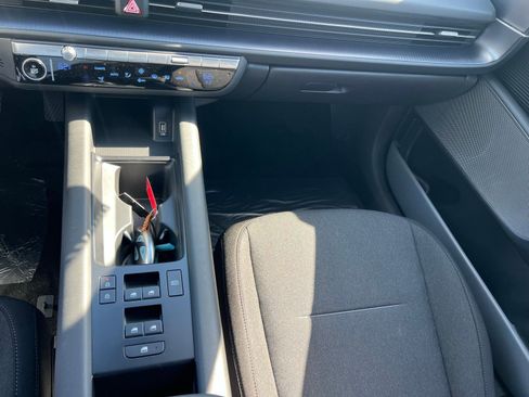New 2025 Hyundai Ioniq 6 SE image 31