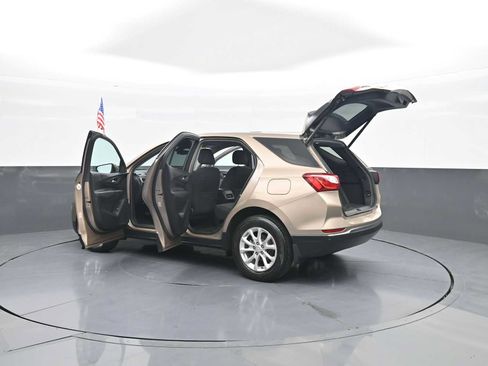 Used 2018 Chevrolet Equinox LT AWD/4WD image 47