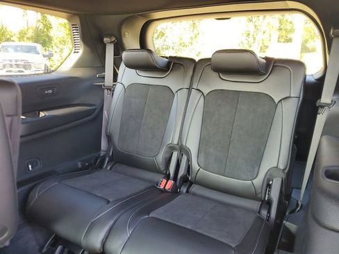 New 2025 Jeep Grand Cherokee L Altitude image 8