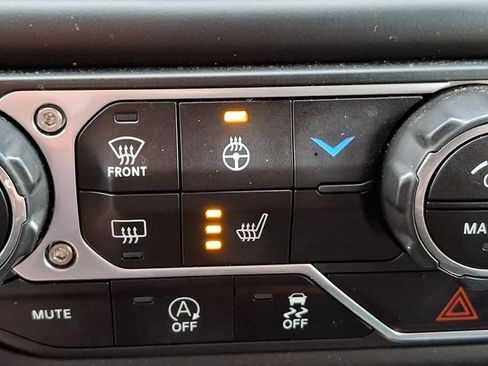 Used 2022 Jeep Gladiator Sport AWD/4WD image 26