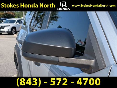 Used 2025 Toyota 4Runner SR5 AWD/4WD image 14