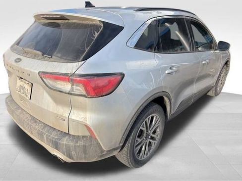 Used 2020 Ford Escape SEL image 17