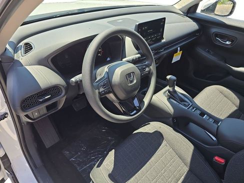 New 2027 Honda HR-V LX image 11