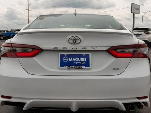 Used 2023 Toyota Camry SE FWD image 7