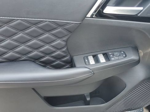 Used 2024 Mitsubishi Outlander SEL AWD/4WD image 20
