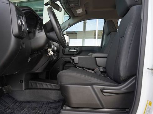 Used 2020 GMC Sierra 2500 2WD Crew Cab w/ Convenience Package image 24