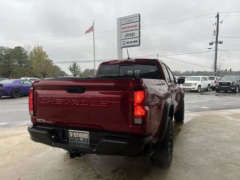 Used 2024 Chevrolet Colorado Trail Boss w/ Advanced Trailering Package image 6