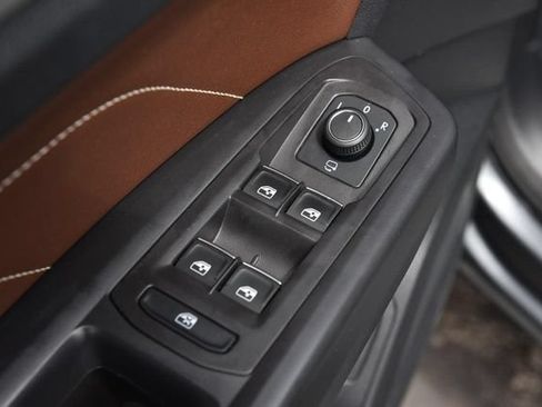 Certified 2023 Volkswagen Atlas SEL Premium AWD/4WD image 8