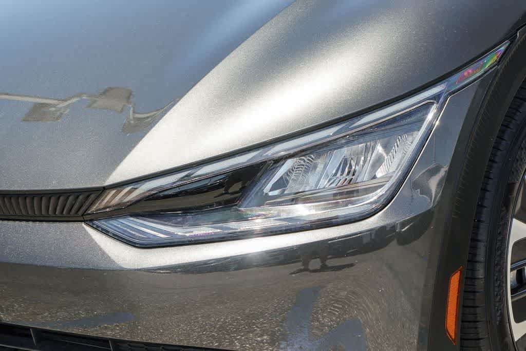 Certified 2023 Kia EV6 Light RWD image 8