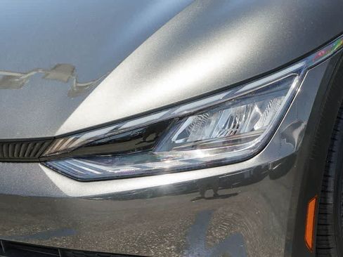 Certified 2023 Kia EV6 Light RWD image 8