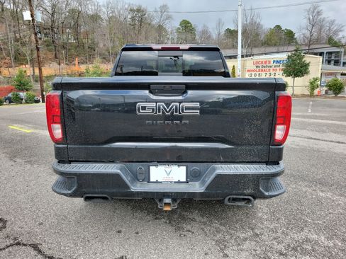 Used 2020 GMC Sierra 1500 Elevation w/ Elevation Value Package image 6