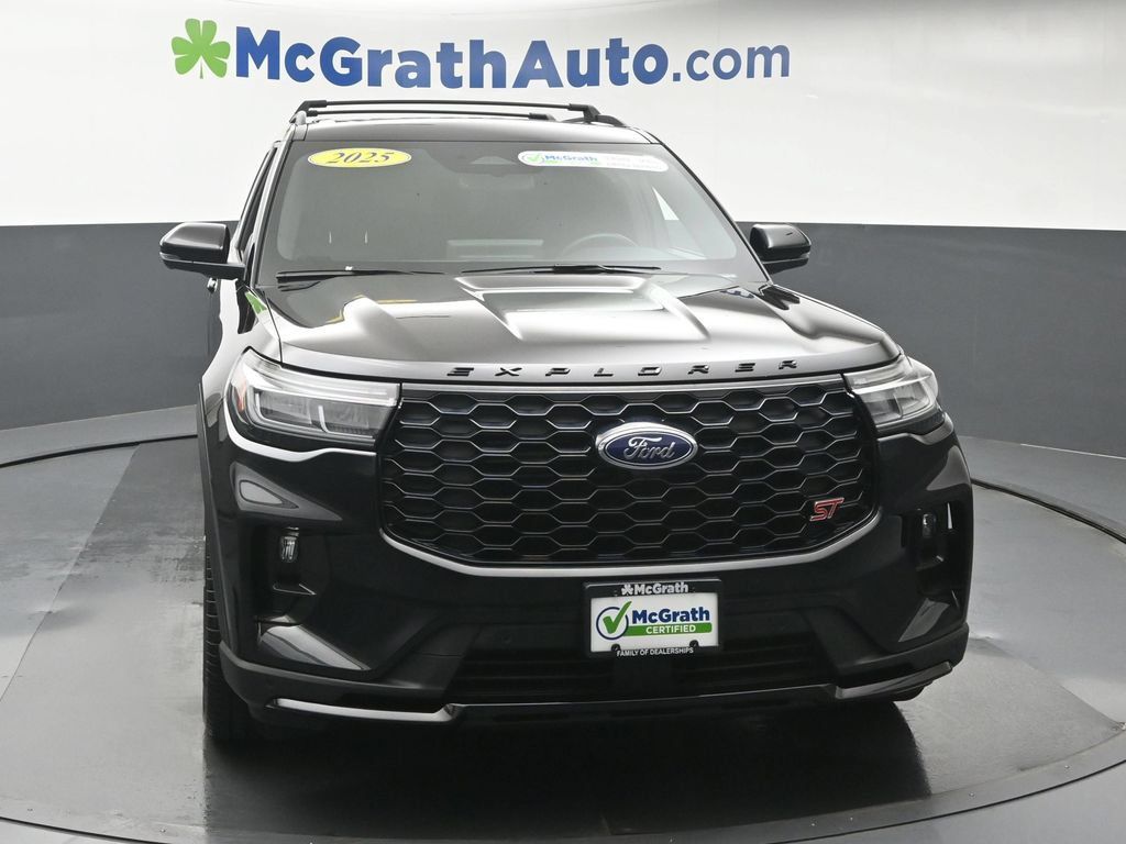 Used 2025 Ford Explorer ST w/ Sun And Sound Package AWD/4WD image 5