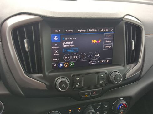 Used 2024 GMC Terrain AT4 w/ Infotainment Package II AWD/4WD image 16