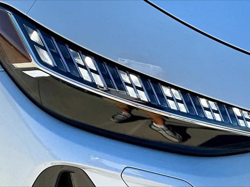 Used 2025 Audi A5 2.0T Premium Plus image 13