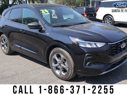 Used 2024 Ford Escape ST-Line w/ Tech Pack #1 FWD image 5